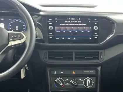 Photo 9 Volkswagen T-cross 1.0 TSI 95 Start/Stop BVM5 Life Tech