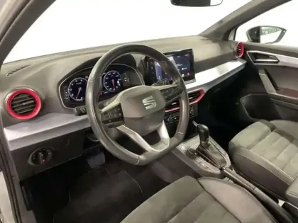 Photo 8 Seat Ibiza 2 Places 1.0 TSI 110 ch S/S DSG7 FR Xclusive