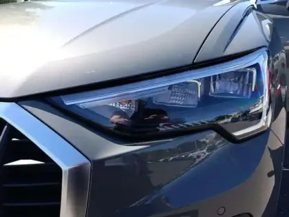 Photo 8 Audi Q3 35 TFSI 150 ch S tronic 7 Design