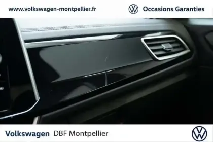 Photo 7 Volkswagen T-roc 1.5 TSI EVO2 150 Start/Stop DSG7 R-Line Edition