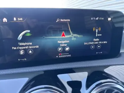 Photo 18 Mercedes Classe A 200 d AMG Line