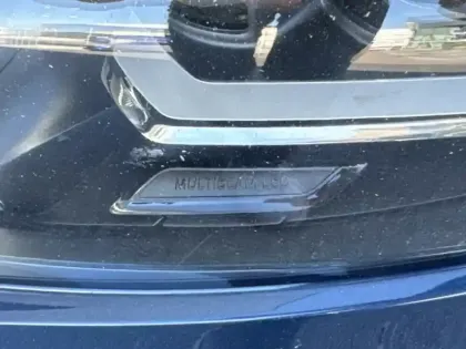 Photo 12 Mercedes Classe A 200 d AMG Line