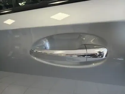 Photo 15 Mercedes Classe A 250 e Hybrid EQ AMG Line