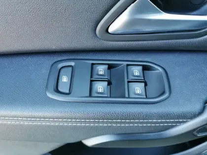Photo 12 Dacia Duster Prestige 4WD 1.5 Bluedci 115 c