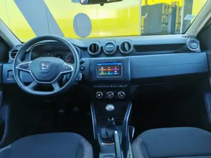 Photo 8 Dacia Duster Prestige 4WD 1.5 Bluedci 115 c