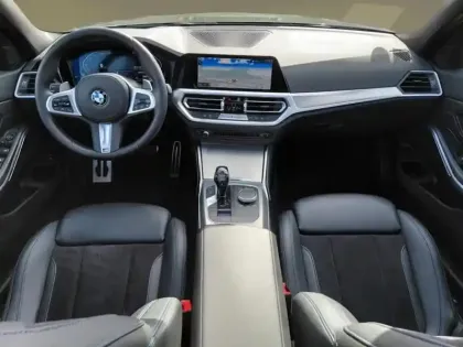 Photo 10 BMW Serie 3 2.0 190 ch 320 d M Sport
