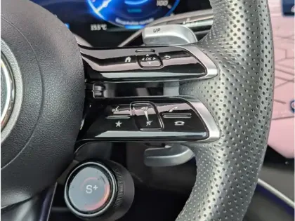 Photo 13 Mercedes EQE  43 4MATIC AMG