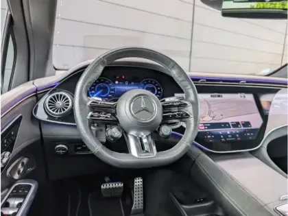 Photo 11 Mercedes EQE  43 4MATIC AMG