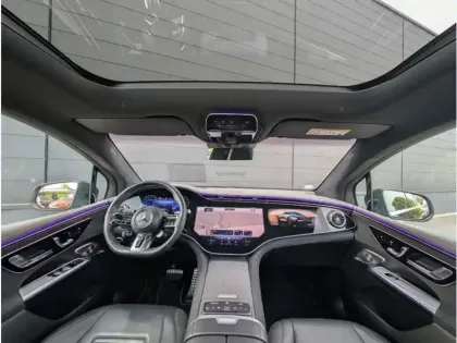 Photo 10 Mercedes EQE  43 4MATIC AMG