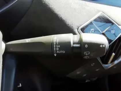 Photo 15 DS DS 3 E-Tense Performance Line + 136