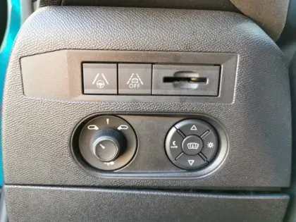 Photo 12 DS DS 3 E-Tense Performance Line + 136