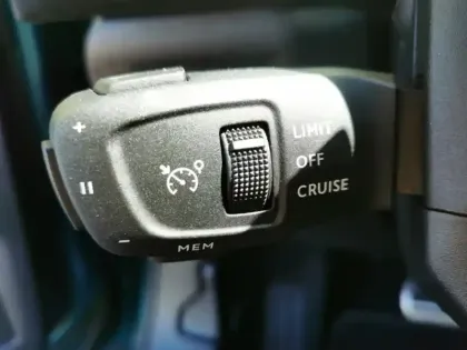 Photo 13 DS DS 3 E-Tense Performance Line + 136