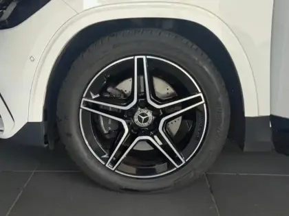 Photo 30 Mercedes GLA 200 d 4MATIC AMG Line