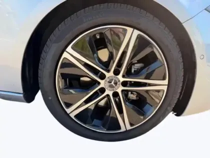 Photo 8 Mercedes Classe A 180 d Progressive Line