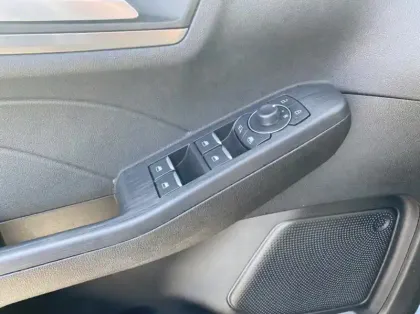 Photo 5 Ford Kuga 2.5 Duratec 225ch PHEV Titanium BVA