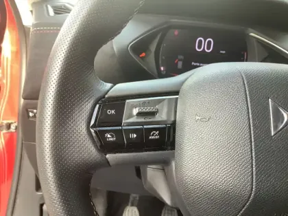 Photo 21 DS DS 3 Nouveau PureTech 100 BVM6 Performance Line