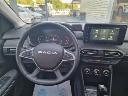 Photo 25 Dacia Jogger 5 Places Extreme Hybrid 140