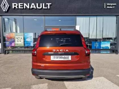 Photo 33 Dacia Jogger 5 Places Extreme Hybrid 140