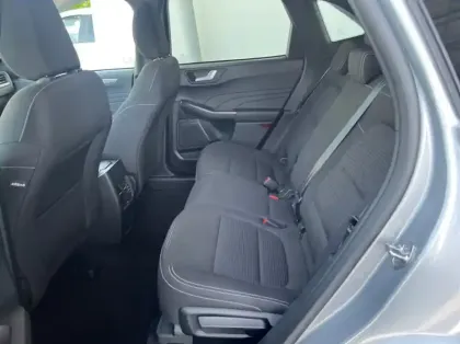 Photo 8 Ford Kuga 2.5 Duratec 190ch FHEV E85 Titanium BVA