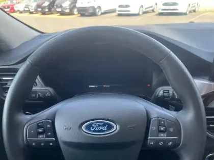 Photo 6 Ford Kuga 2.5 Duratec 190ch FHEV E85 Titanium BVA