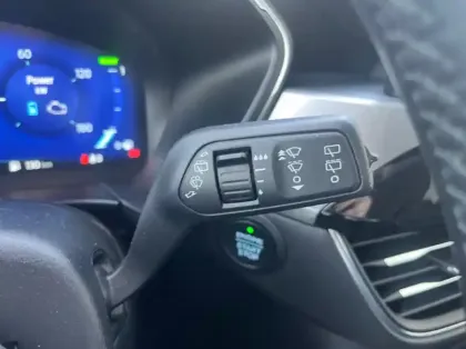 Photo 29 Ford Kuga 2.5 Duratec 190ch FHEV E85 Titanium BVA