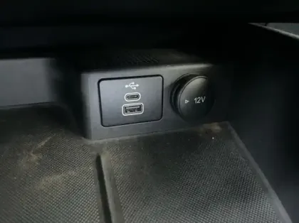 Photo 21 Ford Kuga 2.5 Duratec 190ch FHEV E85 Titanium BVA