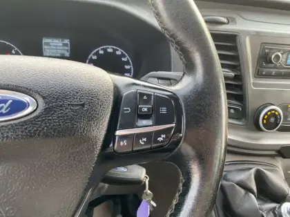 Photo 20 Ford Transit Châssis CCb P350 L3 2.0 EcoBlue 170ch S&S Trend Business