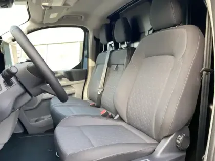 Photo 9 Ford Custom Fg 320 L1H1 2.5 Duratec 232ch Hybride rechargeable Limited CVT