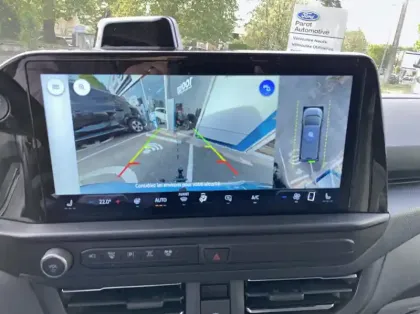 Photo 15 Ford Custom Fg 320 L1H1 2.5 Duratec 232ch Hybride rechargeable Limited CVT