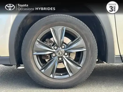 Photo 23 Lexus UX  250h 2WD Le Plus MY22