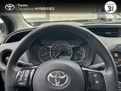 Photo 12 Toyota Yaris  100h France Business 5p RC19