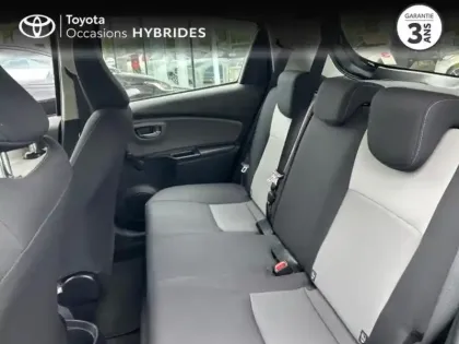 Photo 11 Toyota Yaris  100h France Business 5p RC19