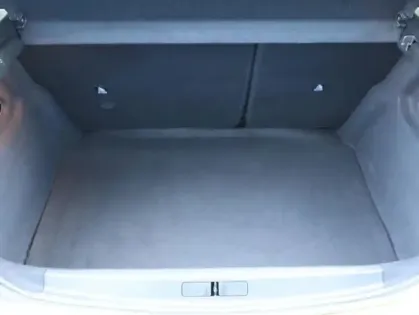 Photo 5 Peugeot 208  1.2 Hybrid 110ch Allure e-DCS6