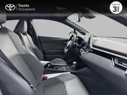 Photo 5 Toyota C-HR  184h Distinctive 2WD E-CVT MC19