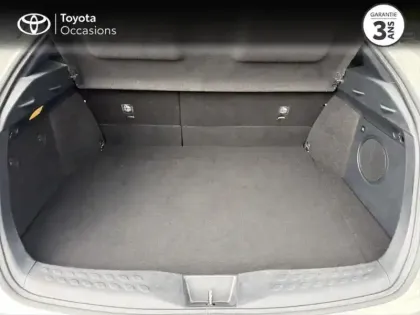 Photo 9 Toyota C-HR  184h Distinctive 2WD E-CVT MC19