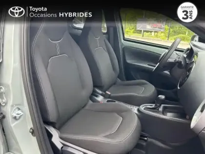 Photo 5 Toyota Aygo  X 116h Graphic