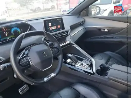 Photo 29 Peugeot 3008  HYBRID4 300ch GT e-EAT8 11cv