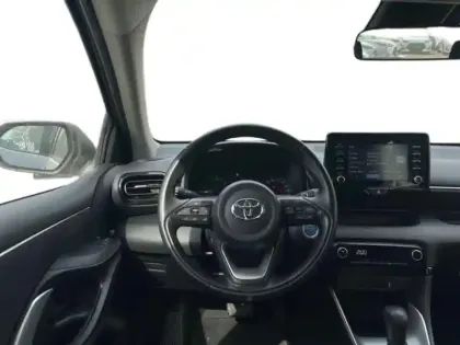 Photo 10 Toyota Yaris  116h Dynamic 5p MY22