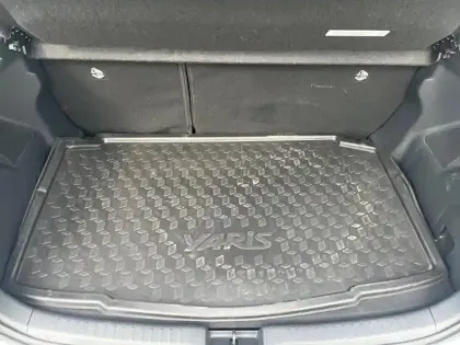 Photo 11 Toyota Yaris  116h Dynamic 5p MY22