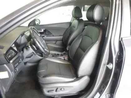 Photo 12 Kia Niro  1.6 GDi 105ch ISG + électrique 43.5ch Lounge DCT6 MY22