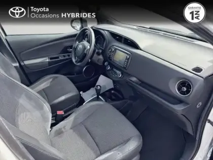 Photo 5 Toyota Yaris  100h Chic 5p