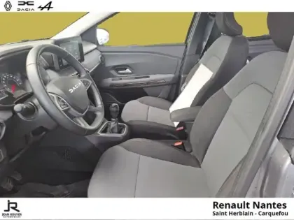 Photo 12 Dacia Jogger  1.0 ECO-G GPL 100ch Extreme+ 7 places