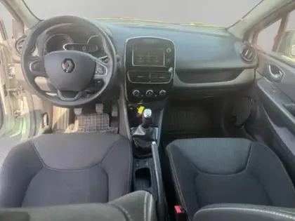 Photo 9 Renault Clio  0.9 TCe 90ch Génération - 19 5p