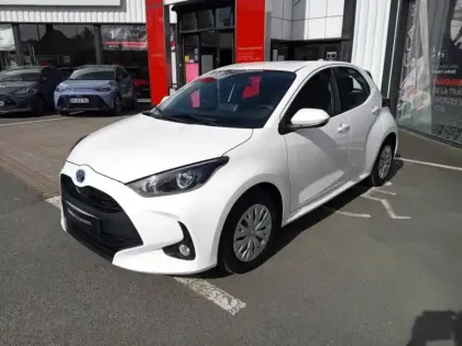 Photo 5 Toyota Yaris  116h Collection 5p MC24