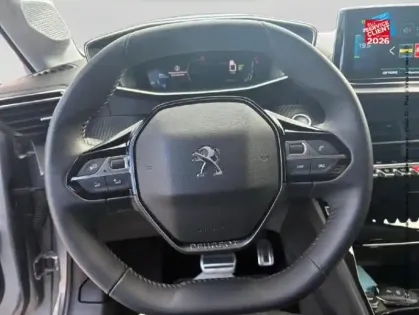 Photo 11 Peugeot 208  e- 136ch Active