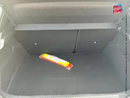 Photo 13 Peugeot 208  e- 136ch Active