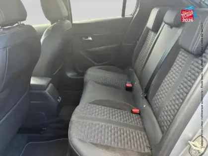 Photo 10 Peugeot 208  e- 136ch Active