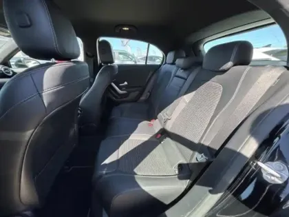 Photo 11 Mercedes Classe A  200 d 150ch Progressive Line 8G-DCT