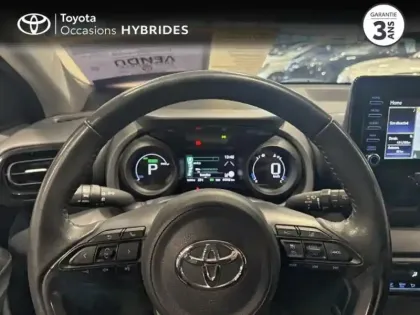 Photo 9 Toyota Yaris  116h Design 5p