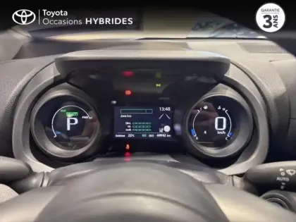 Photo 10 Toyota Yaris  116h Design 5p